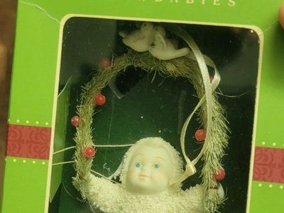 Department 56 Snowbabies Two Turtle Doves Ornament #56.69266