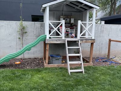 Free Children’s playhouse with slide