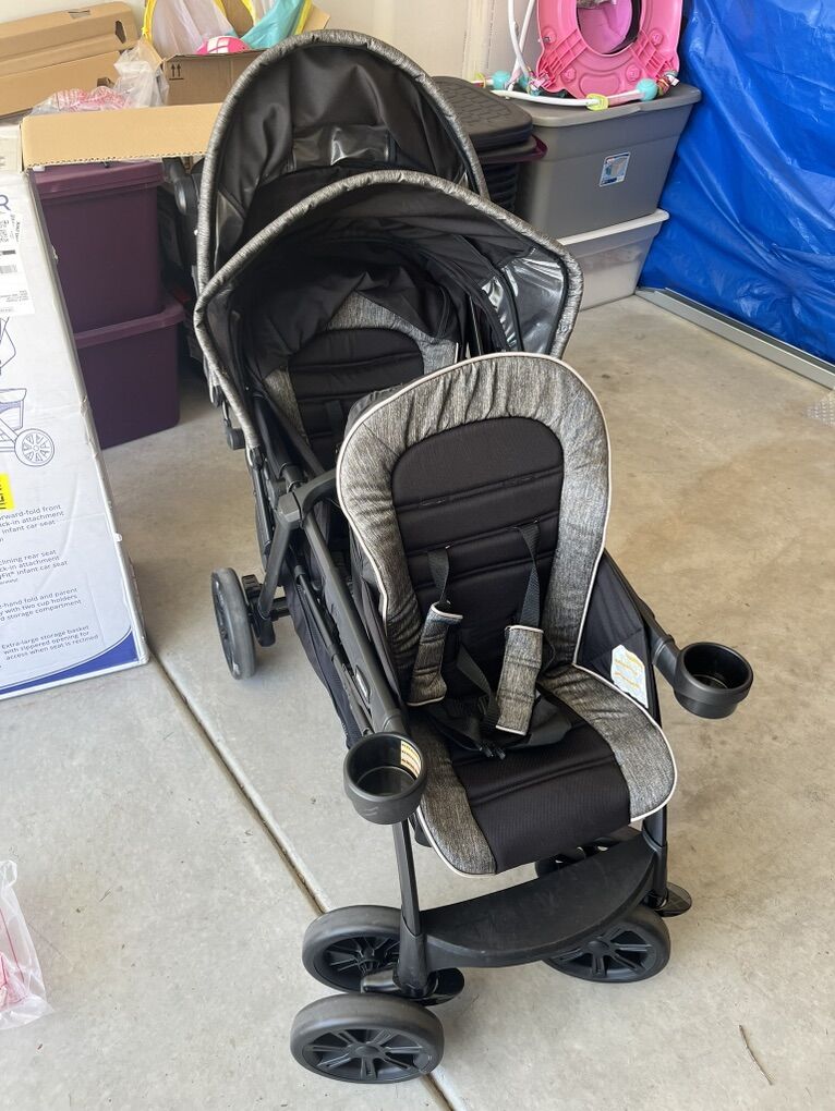 LIKE NEW Chicco Cortina Together Double Stroller