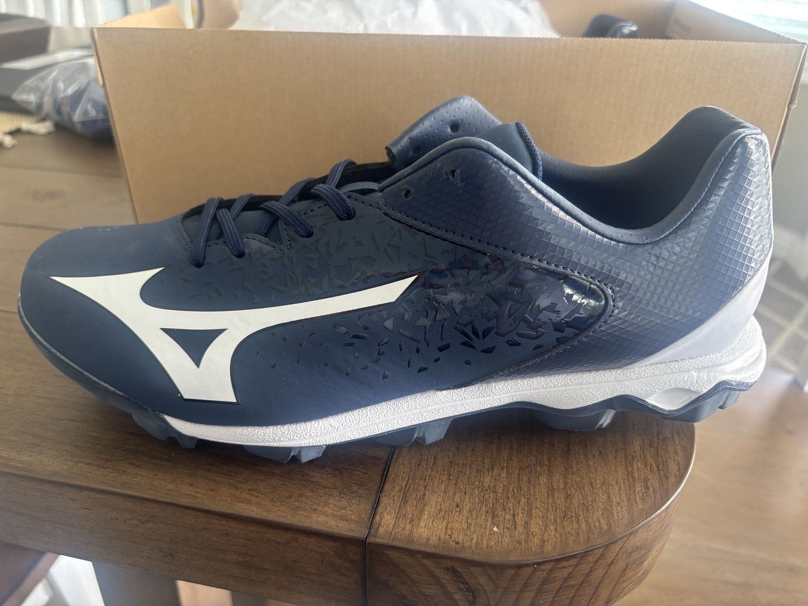 Mizuno Wave Select Nine Baseball Cleats Men's (US 11). Brand New!