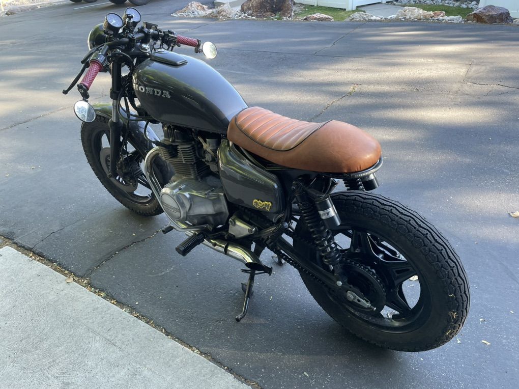 1980 Cm400t Cafe Racer (needs Carb Work)