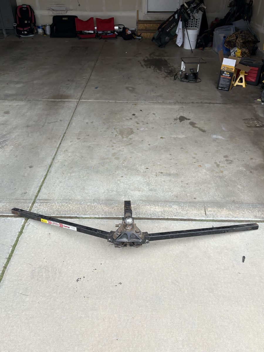 Equal-i-zer 4-Point Sway Control Weight Distribution Hitch