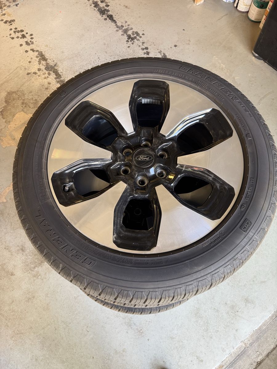 4x OEM F150 Lightning Platinum Wheels