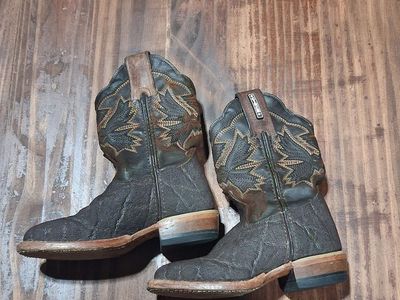 Kids Cinch Cowboy Boots size 9.5