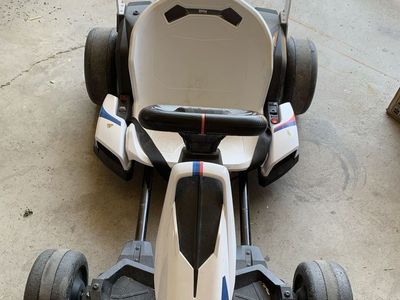 Battery powered kids drift cart