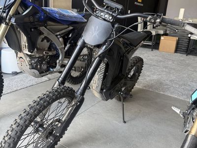 2025 Arctic Leopard XE PRO S Electric Dirt Bike