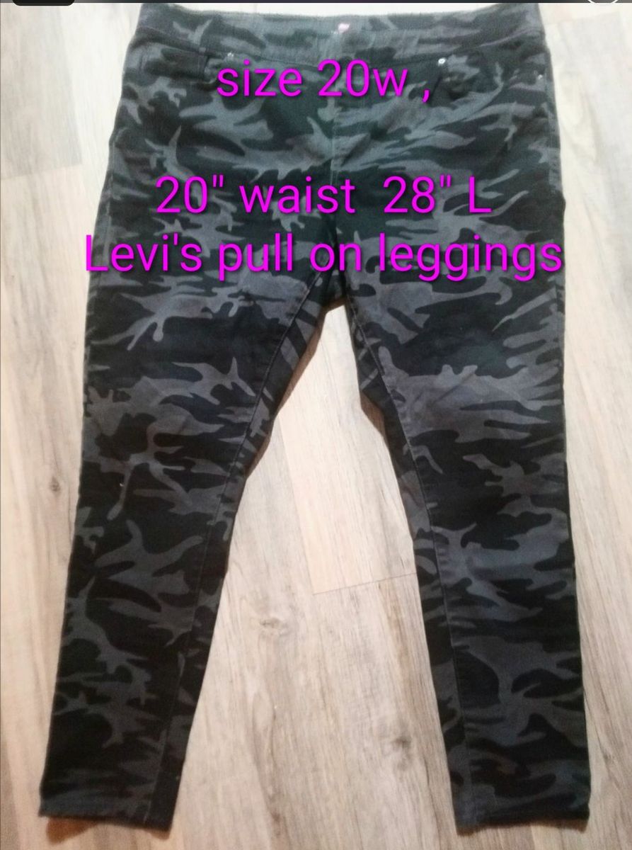Women's Levi camo jeggins  20W plus