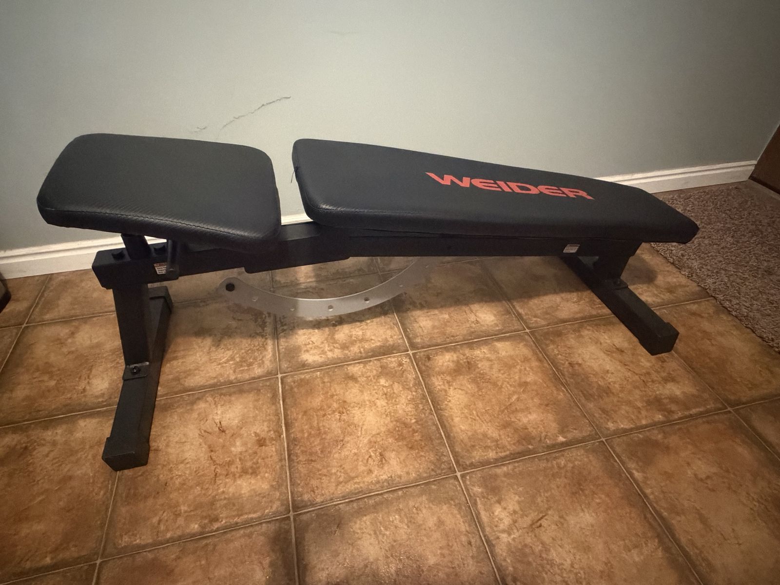 Weider Adjustable Weight Bench - Flat, Incline, Decline - Home Gym Exercise Equipment