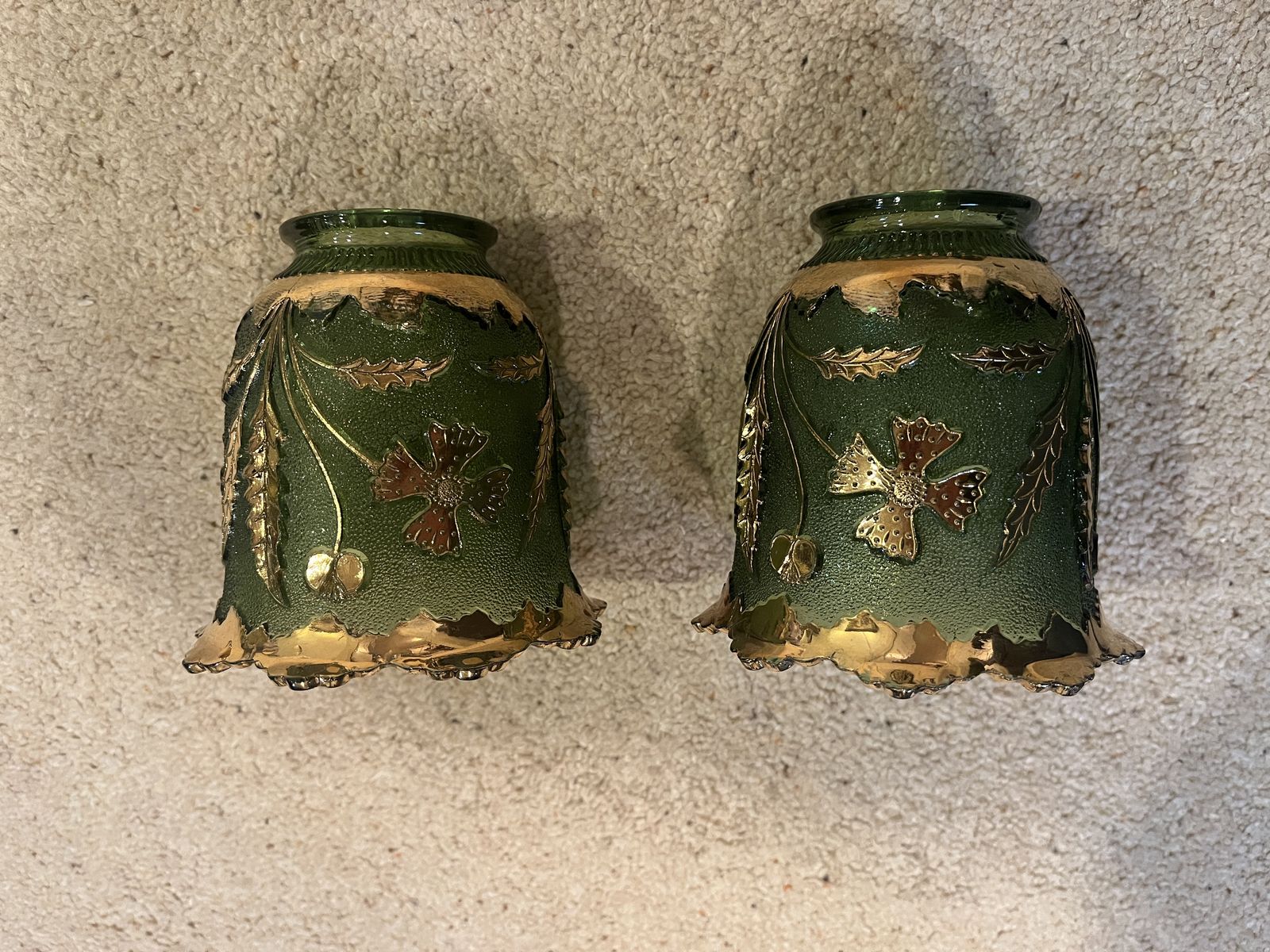 Set of Two Glass Emerald Green Lamp Shades - Delaware Pattern
