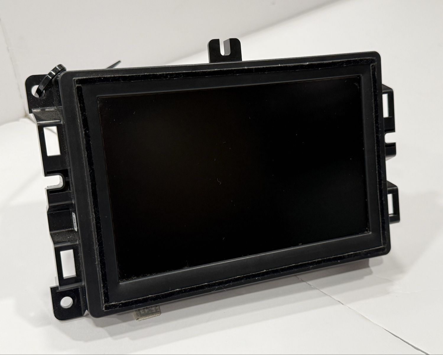 OEM 2018-2019 Jeep Renegade 7-inch Uconnect VP2 Touchscreen Radio Display Unit Mopar A2C16710301