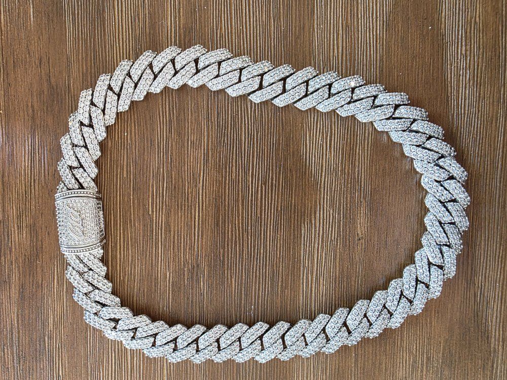 Cuban link chain!!! 19mm 20in