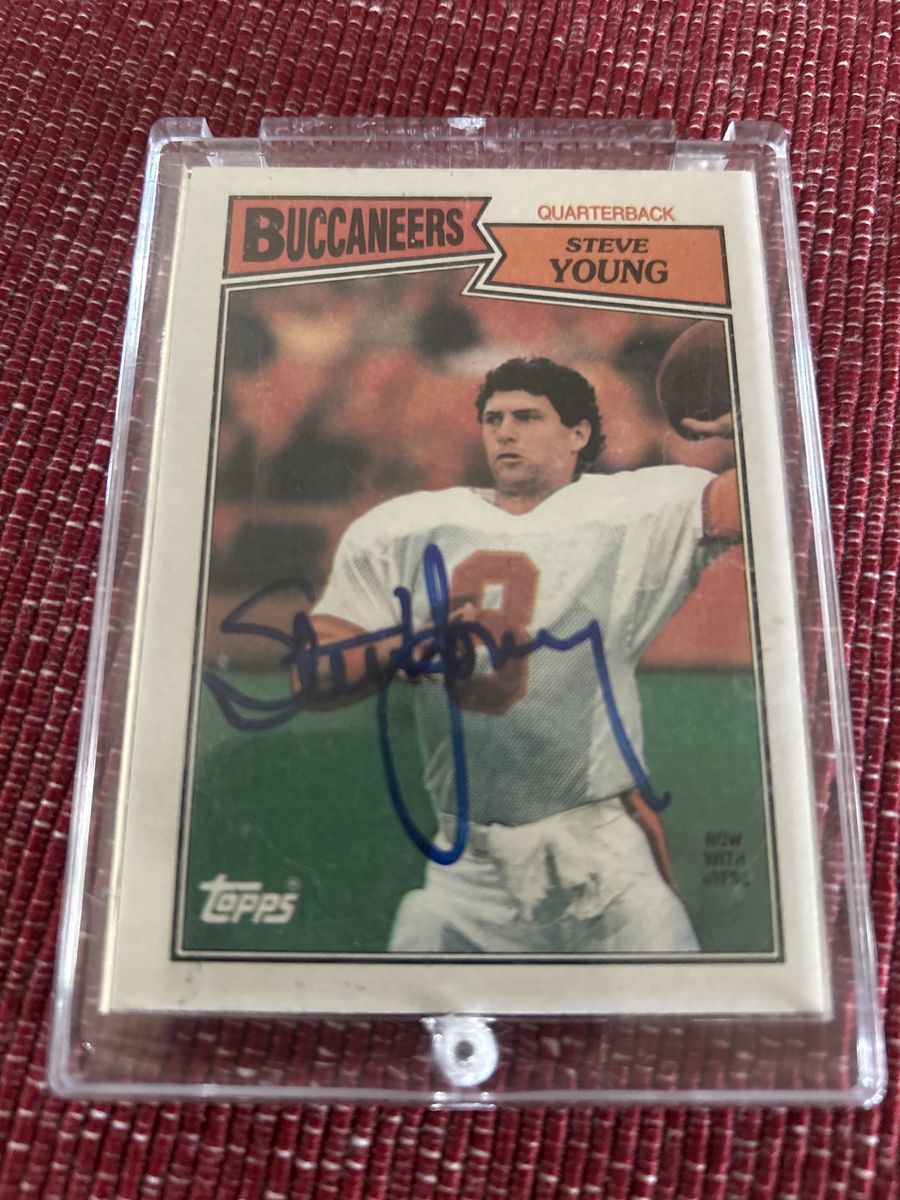 1987 Topps Buccaneers Steve Young Quarterback Autographed Football Card BYU COUGARS Hand Signed 2nd Year Buccaneers Card