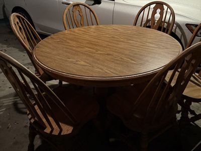 Solid oak table with 6 chairs