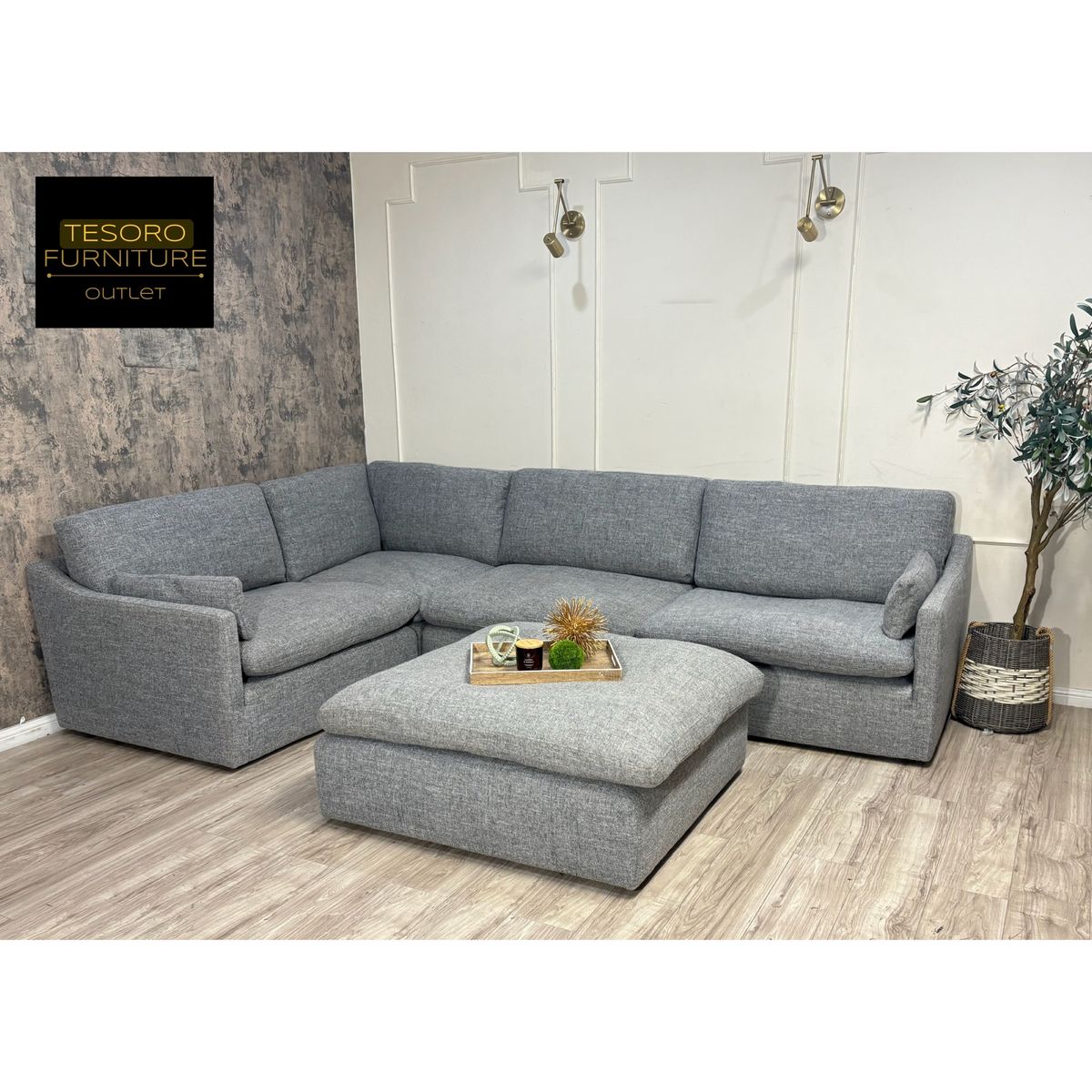 LIVING SPACES MODULAR SECTIONAL WE OFFER DELIVERY