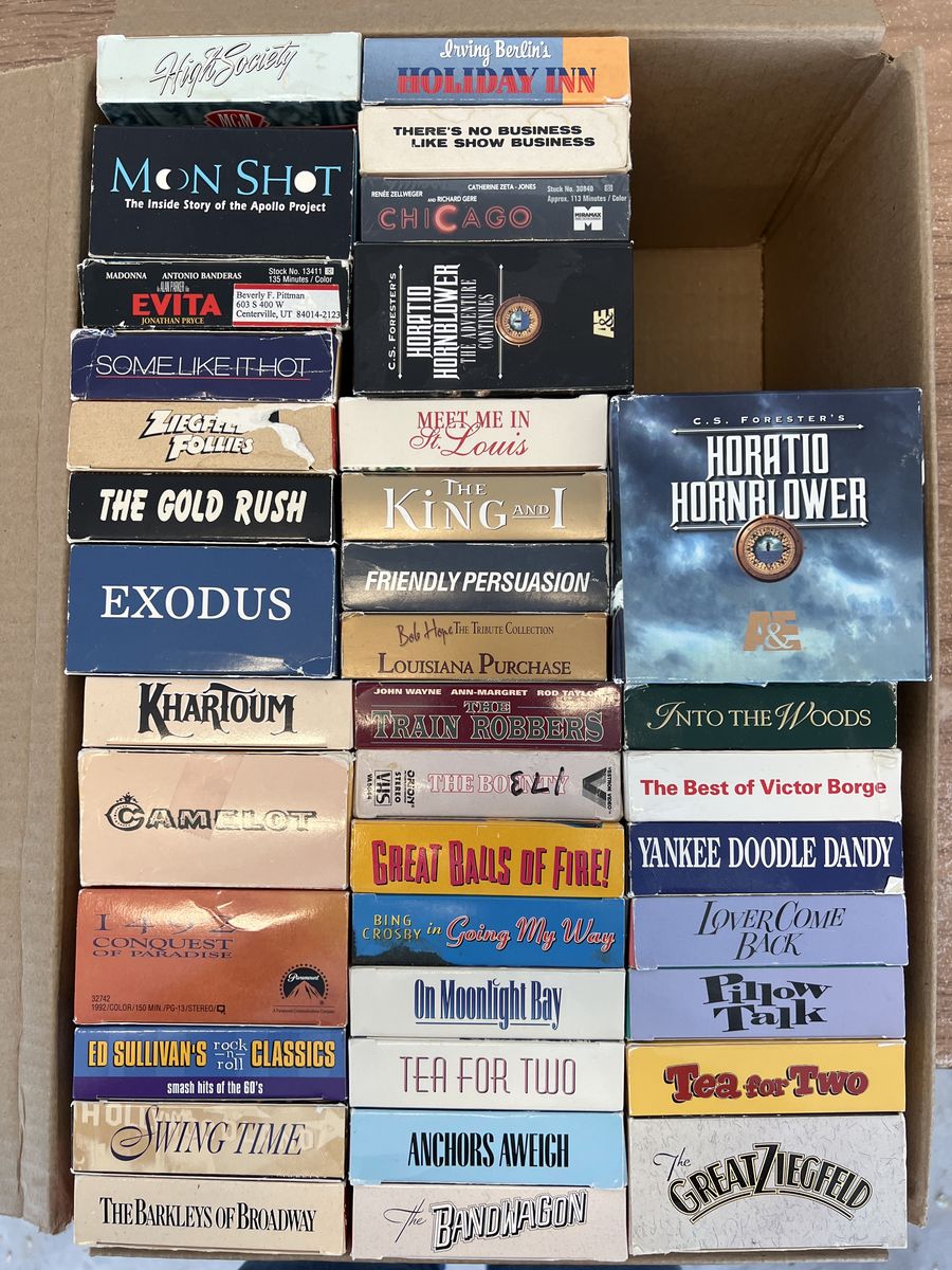 MOVIE LOT - 37 VHS