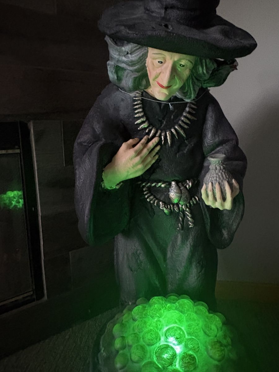 Light-Up Witch with Cauldron Halloween Decoration Figure Used