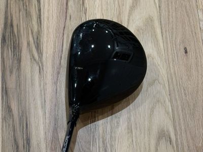 Titleist TSr4 Driver w Ventus 6-S Fujikara Shaft