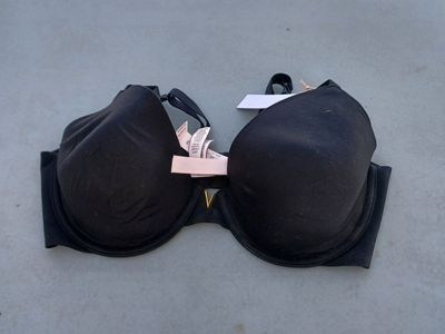 Victoria's Secret 34d bra