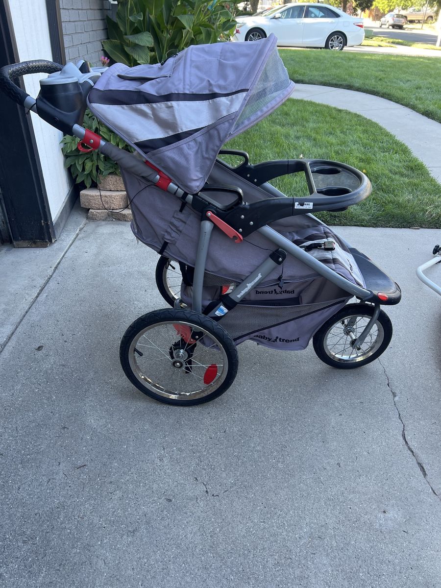 Jogging stroller 