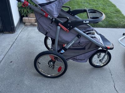 Jogging stroller