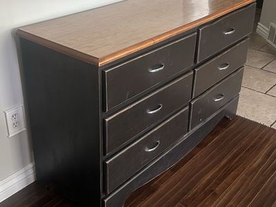 Dresser and twin bed