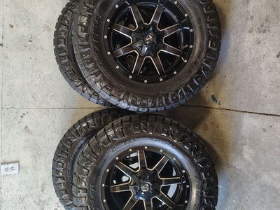wheels and tires 37x13.5020