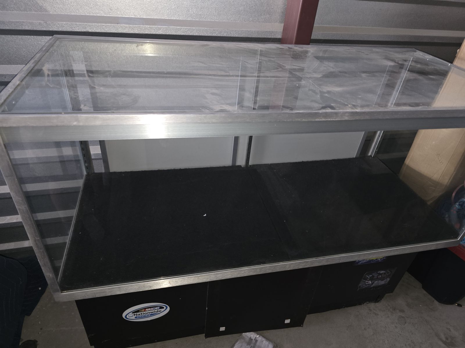 display cabinet.