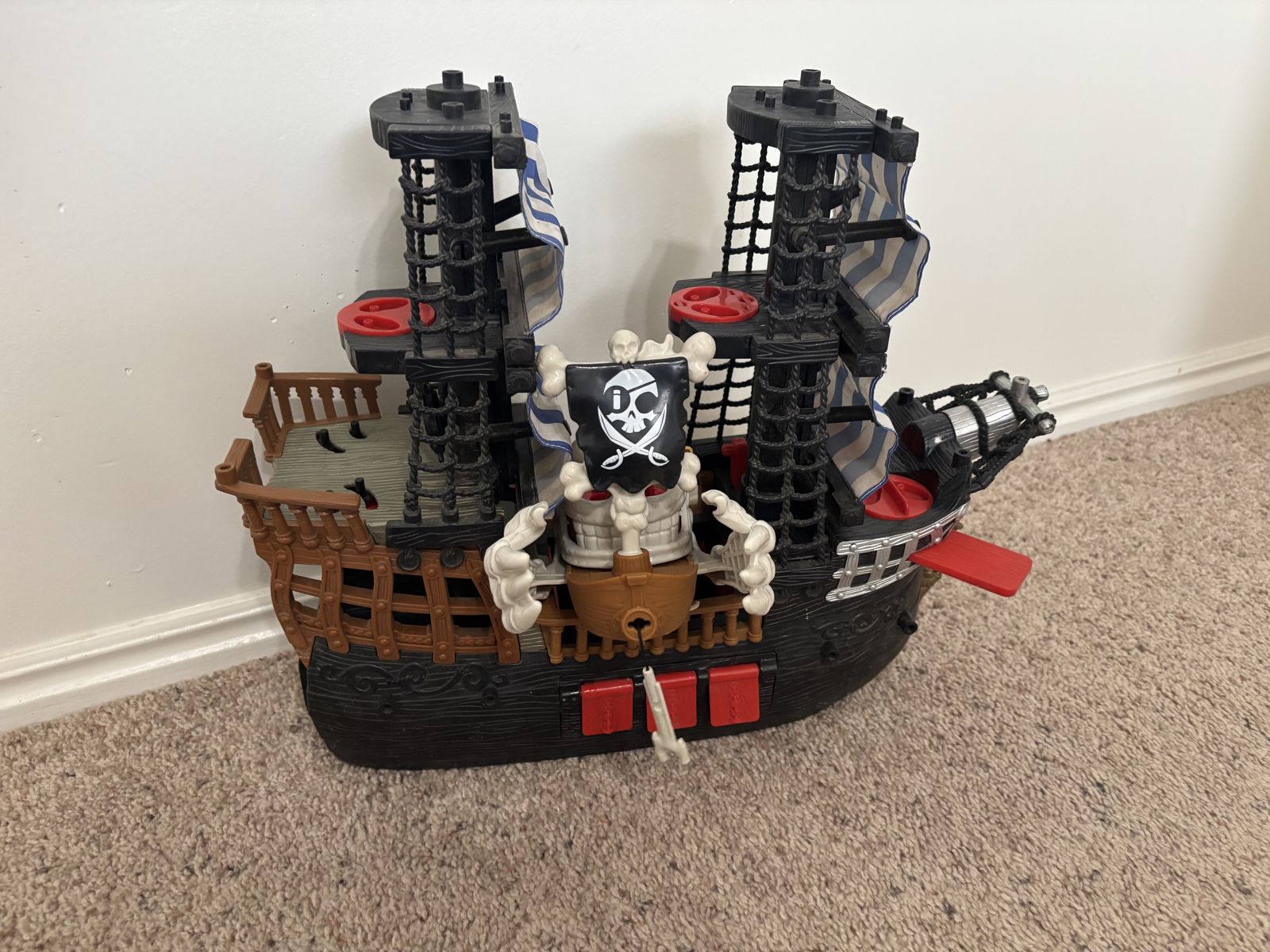 Black & Red Pirate Ship Bones Skull Skeleton Hands