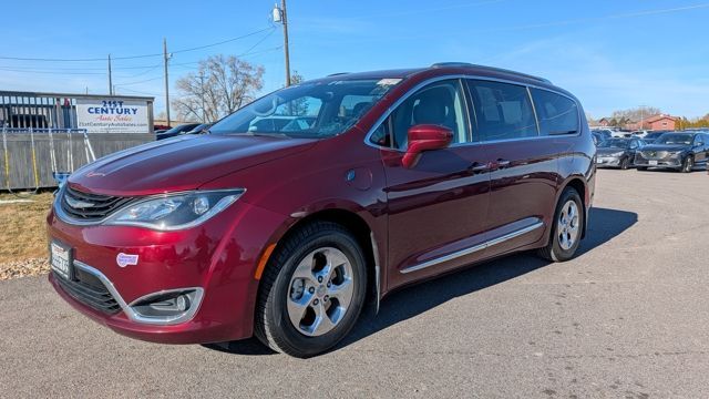 2019 Chrysler Pacifica Hybrid Touring L
