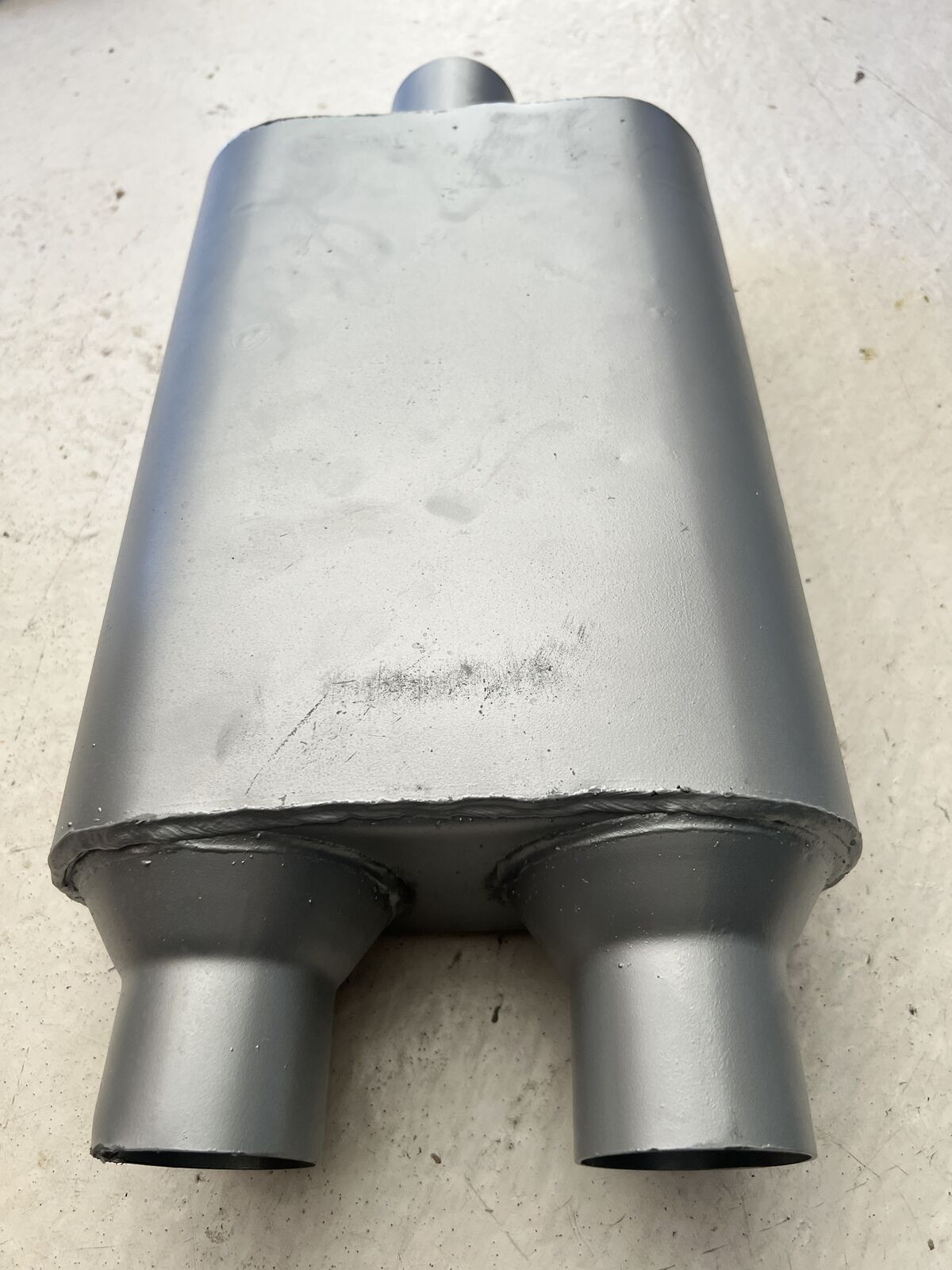 Performance Muffler - 2 1/2 Inlet, Dual / Outlet 2 1/4, Body 9x15 inches