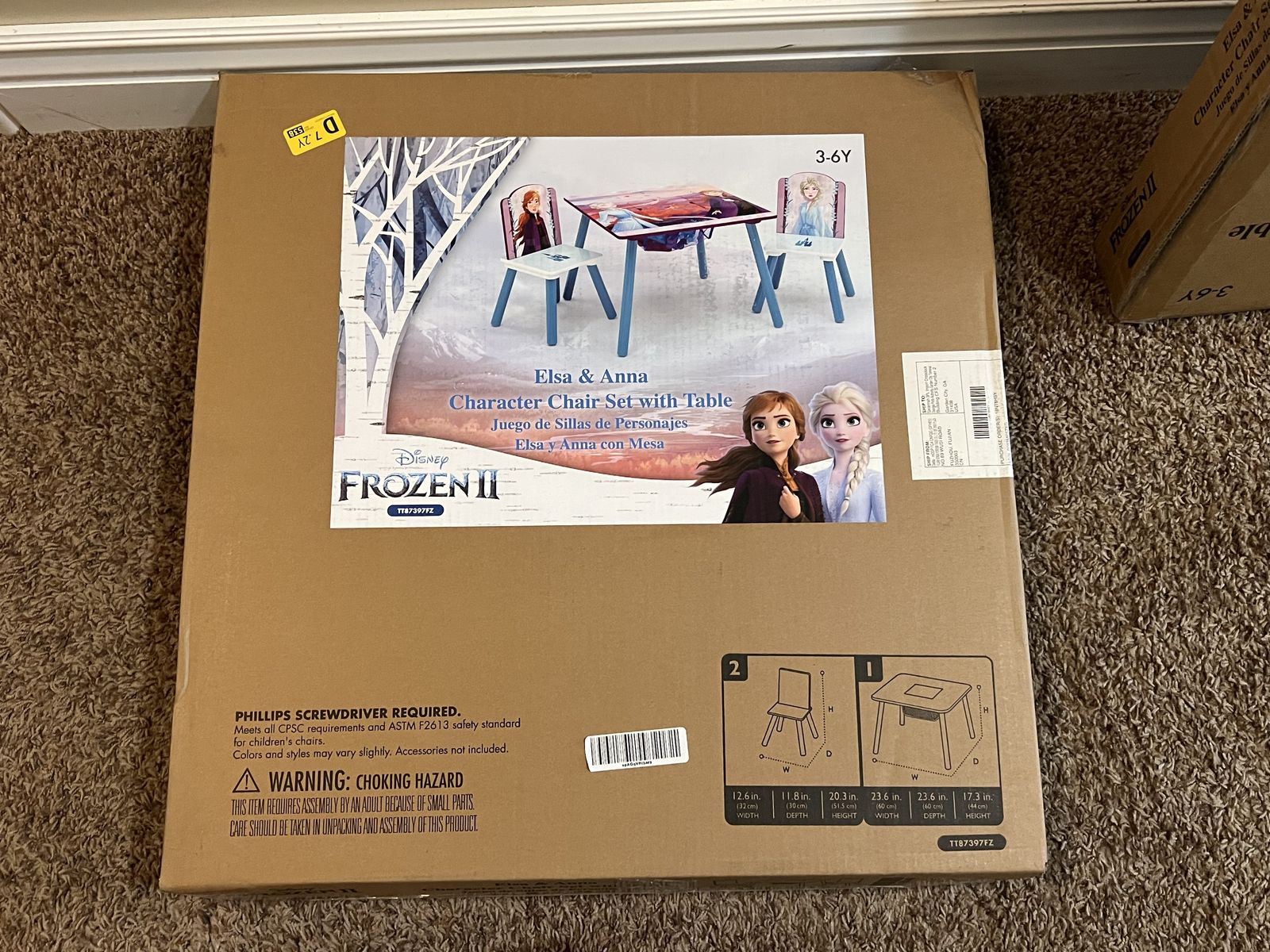 NEW: Delta Frozen Table & Chairs