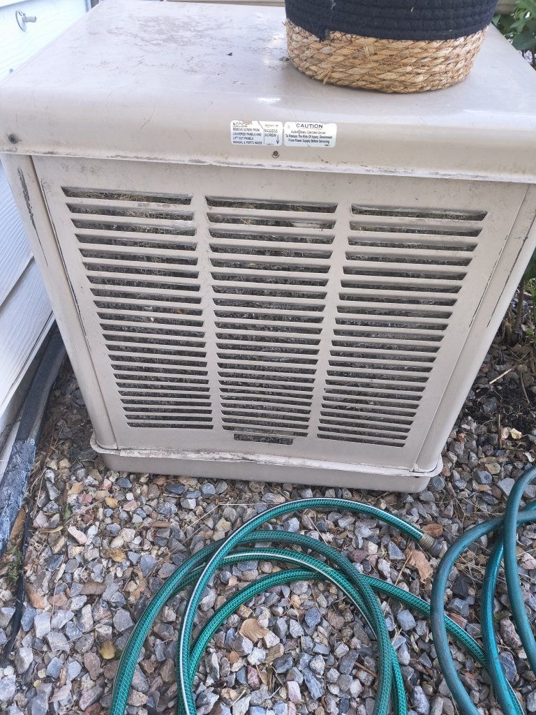 Evaporative Cooler / Swamp Cooler Unit