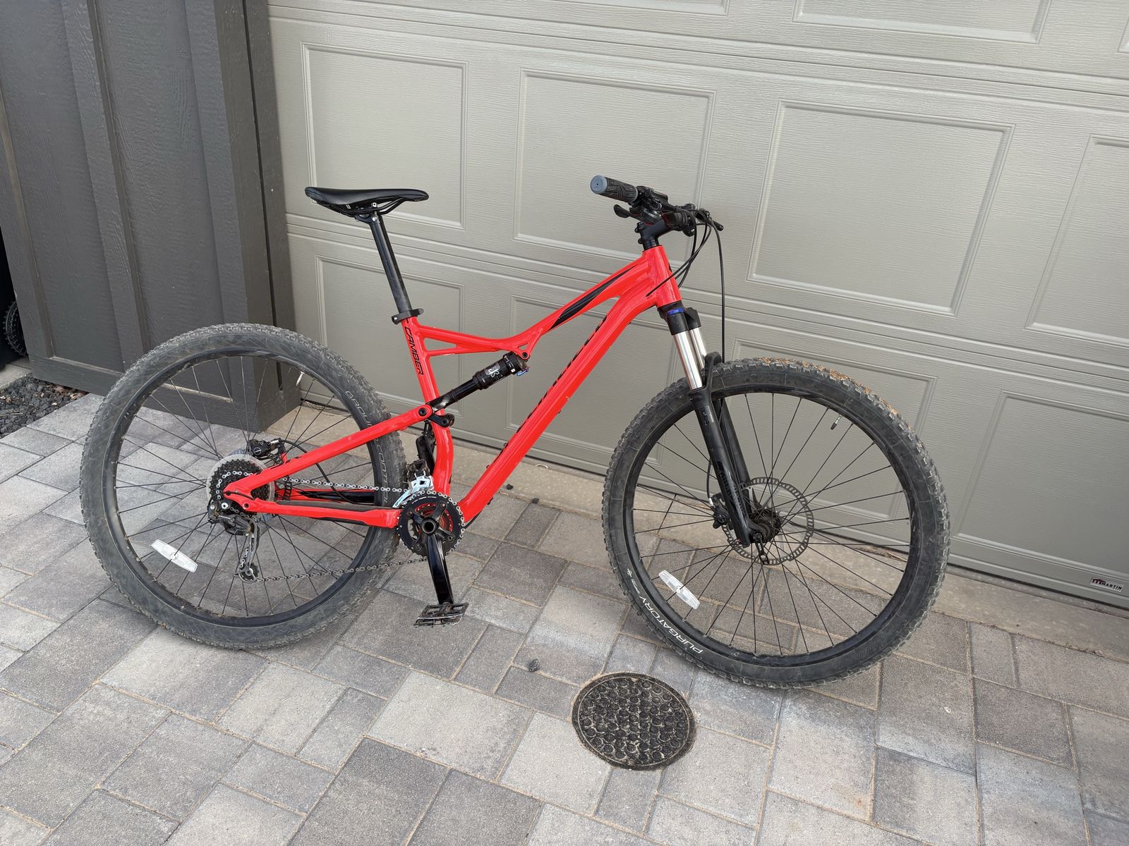 Full suspension specialized Mountain bike