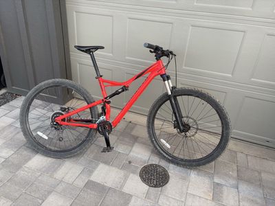 Full suspension specialized Mountain bike