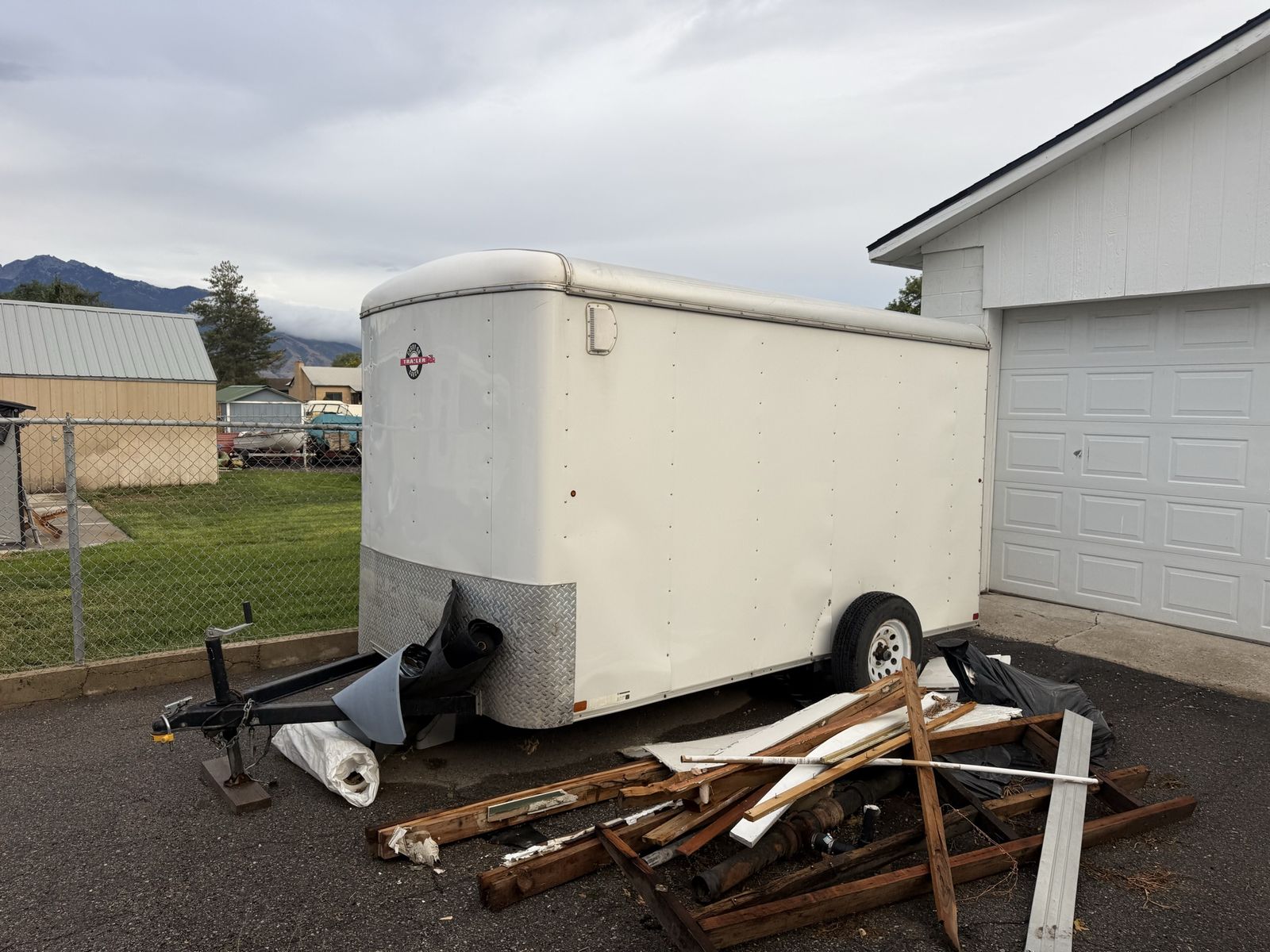 6x12 enclosed trailer
