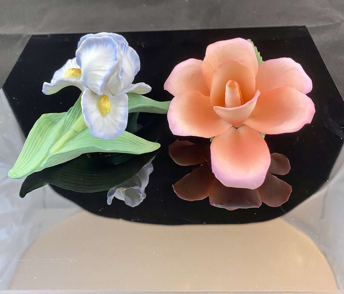 Vintage Collectable PORCELAIN Napoleon Capodimonte Flower - Petite Rose + HOMECO Delicate Iris -C PIX