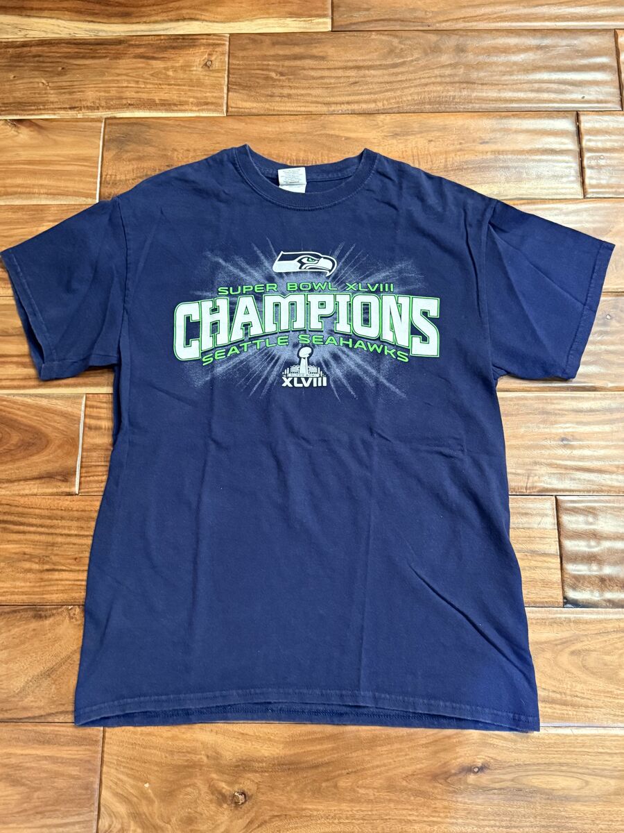 Men Size Medium NFL Seahawks Champions Shirt