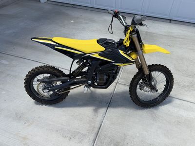 2025 Surron Hyper Bee Youth Electric Dirt Bike