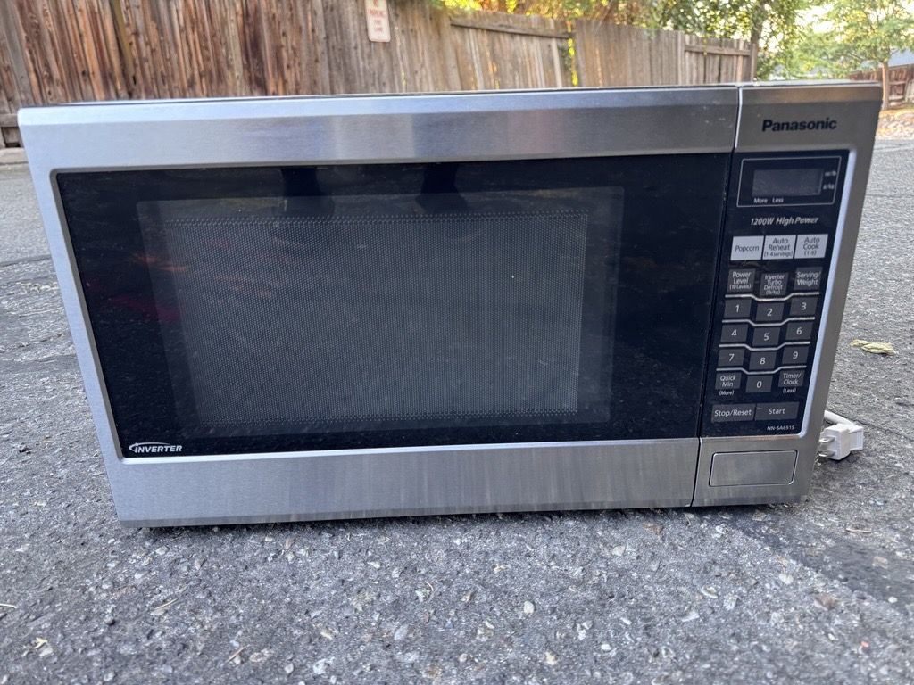 Panasonic Countertop Microwave