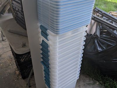 15 EA Airtight 19 Liter Totes