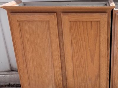 Kitchen Upper Cabinet Great For Extra Storage! 26x12x32