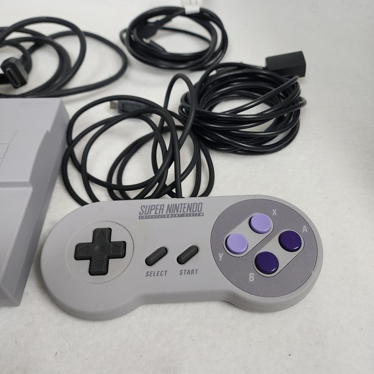 SUPER NINTENDO CLASSIC MINI SYSTEM w/ ONE CONTROLLER & EXTENSION CORD WORKS GREAT!