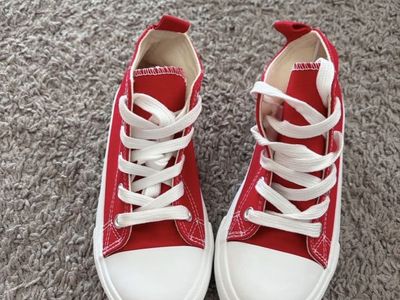 Brand new girls red high top converse style shoes size 12/12.5