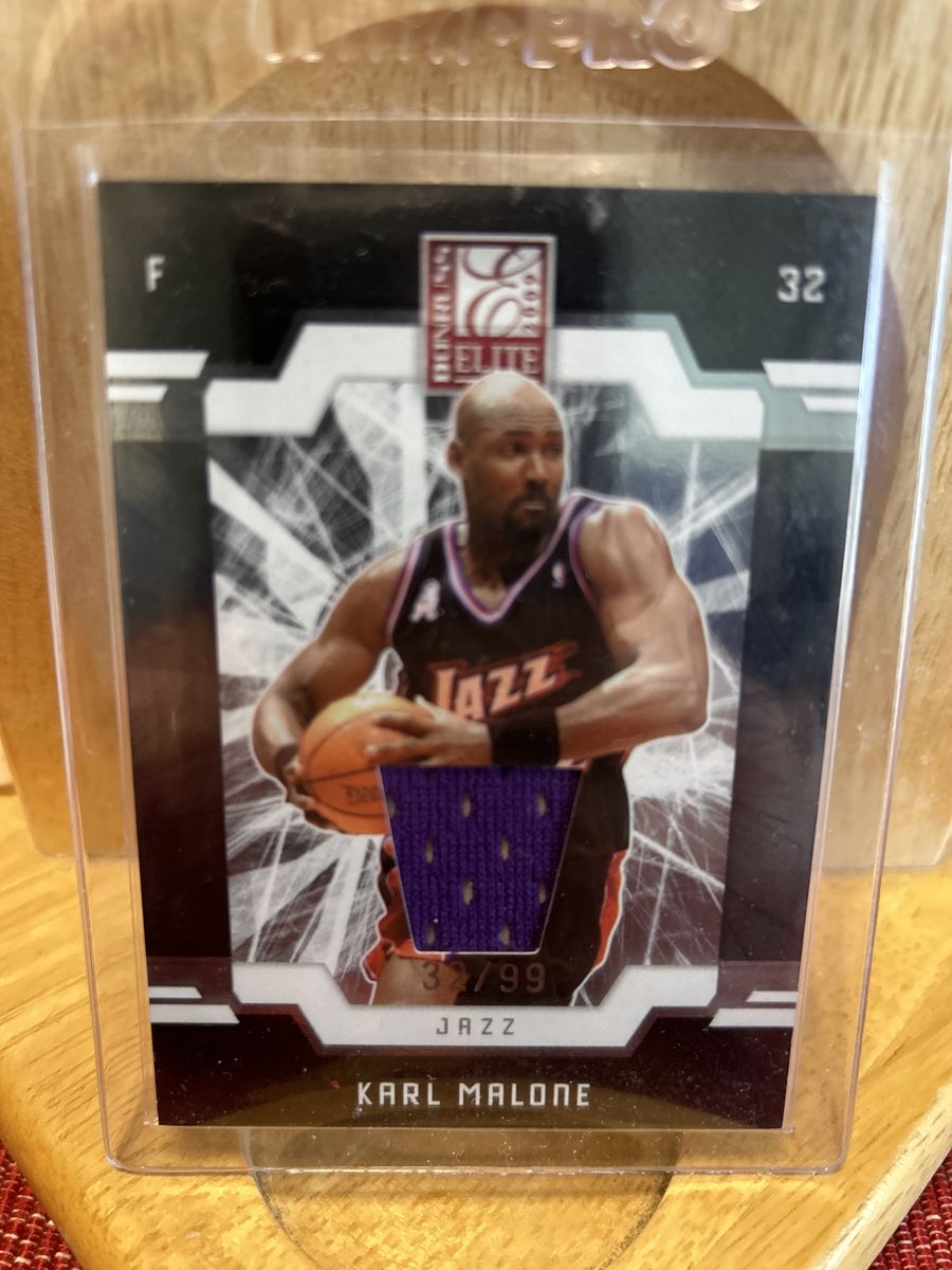 2009 Donruss Elite Karl Malone Jazz Basketball Card #32 - NBA Game Used Jersey Patch Autograph 32/99 *Jersey Number* Look !!!