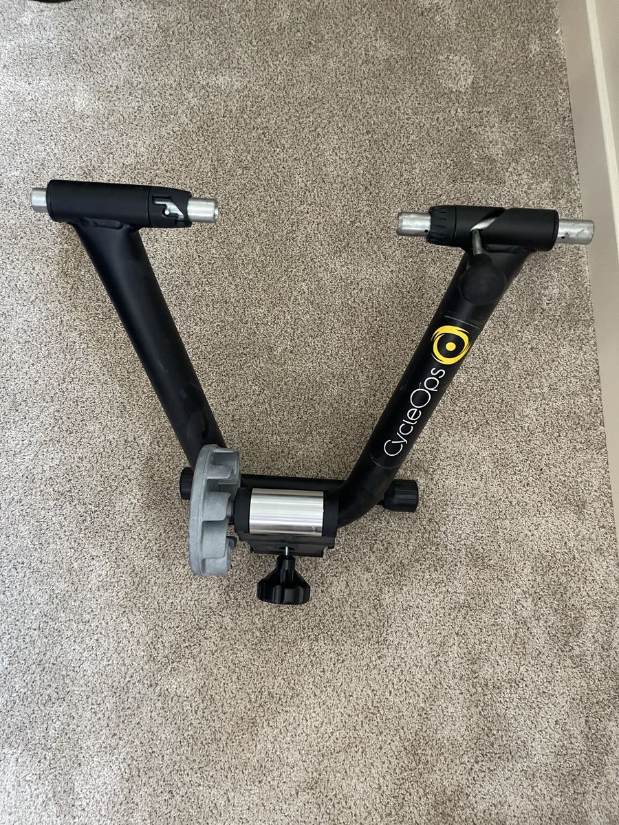 CycleOps Magneto Indoor Bicycle Trainer Stand Black