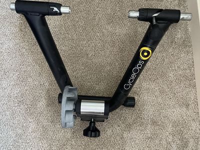 CycleOps Magneto Indoor Bicycle Trainer Stand Black