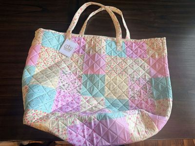 Brand New Virah Bella Quilted Patchwork Tote Bag Pastel Floral