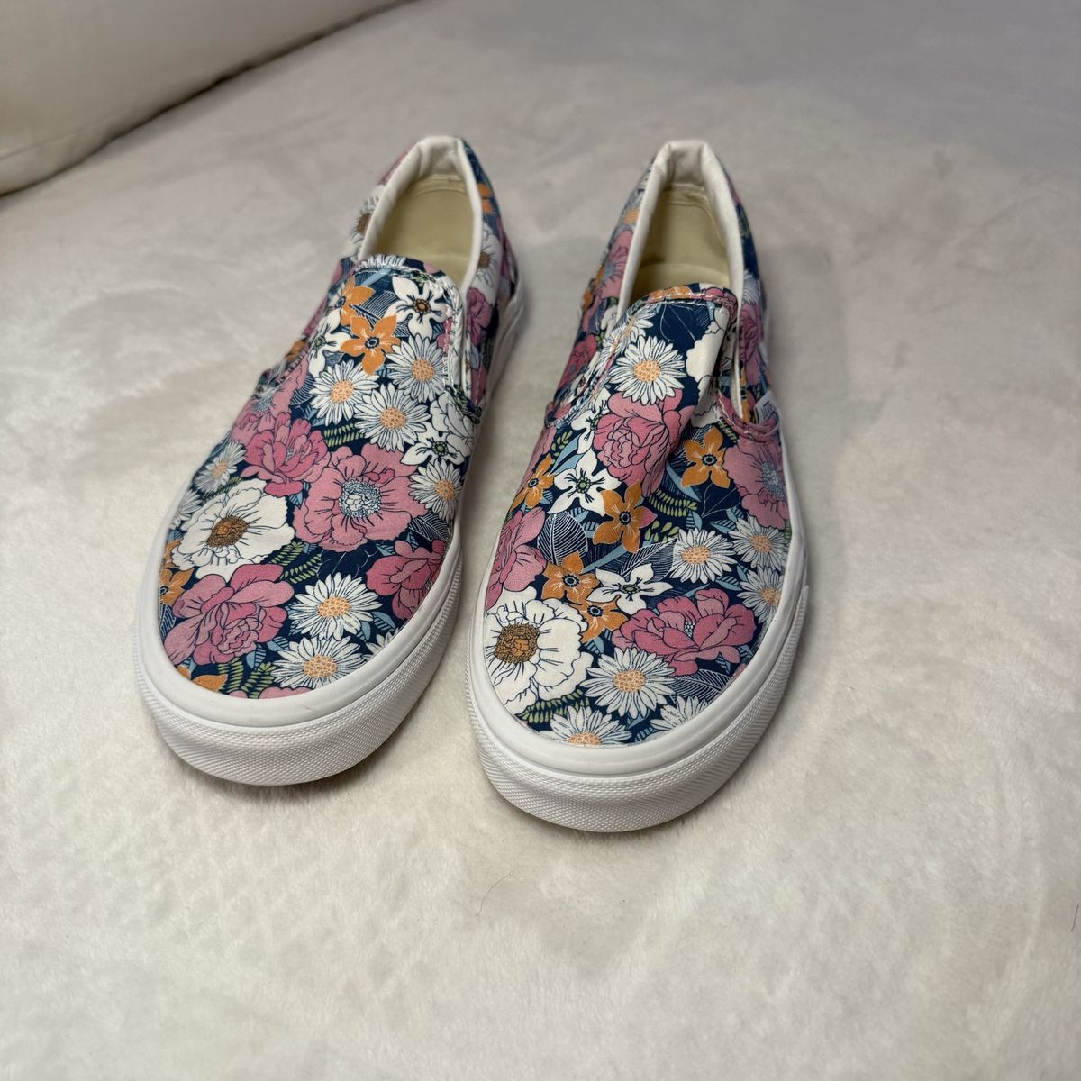 Vans Classic Slip-On Floral Canvas Shoes - Women's Size 8.5
