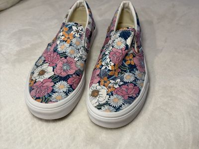 Vans Classic Slip-On Floral Canvas Shoes - Women's Size 8.5