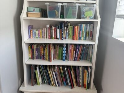 Kids Bookshelf